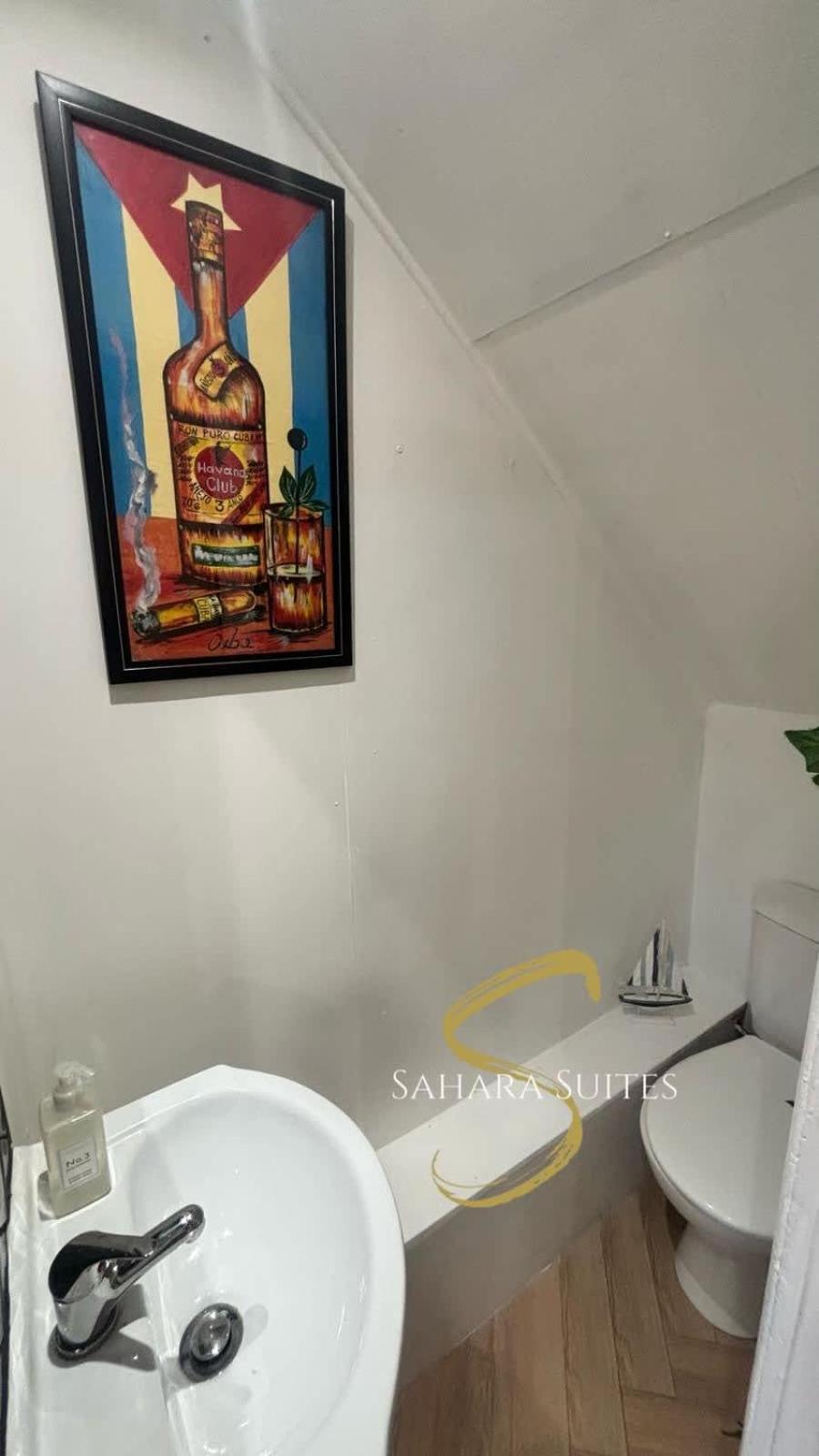 Stylish 2Bed - Manchester - Free Parking 海德 外观 照片