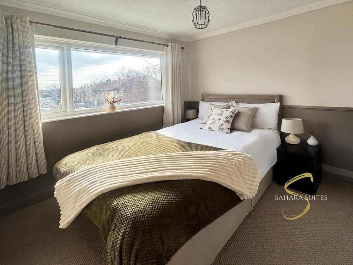 Stylish 2Bed - Manchester - Free Parking 海德 外观 照片